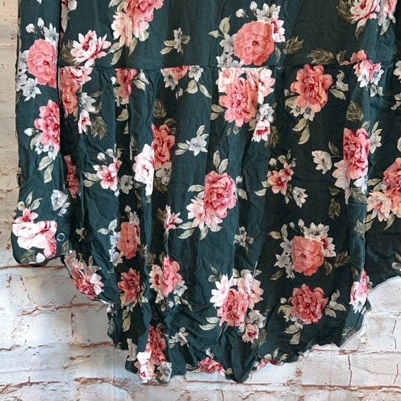Torrid floral peplum top 2 Emma babydoll long sleeve button down plus size - Picture 5 of 7